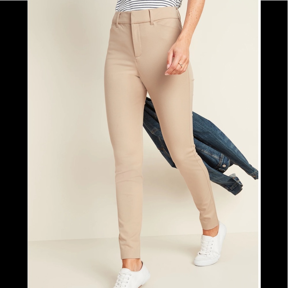 Old Navy Mid Rise Pixie Pants - image 1